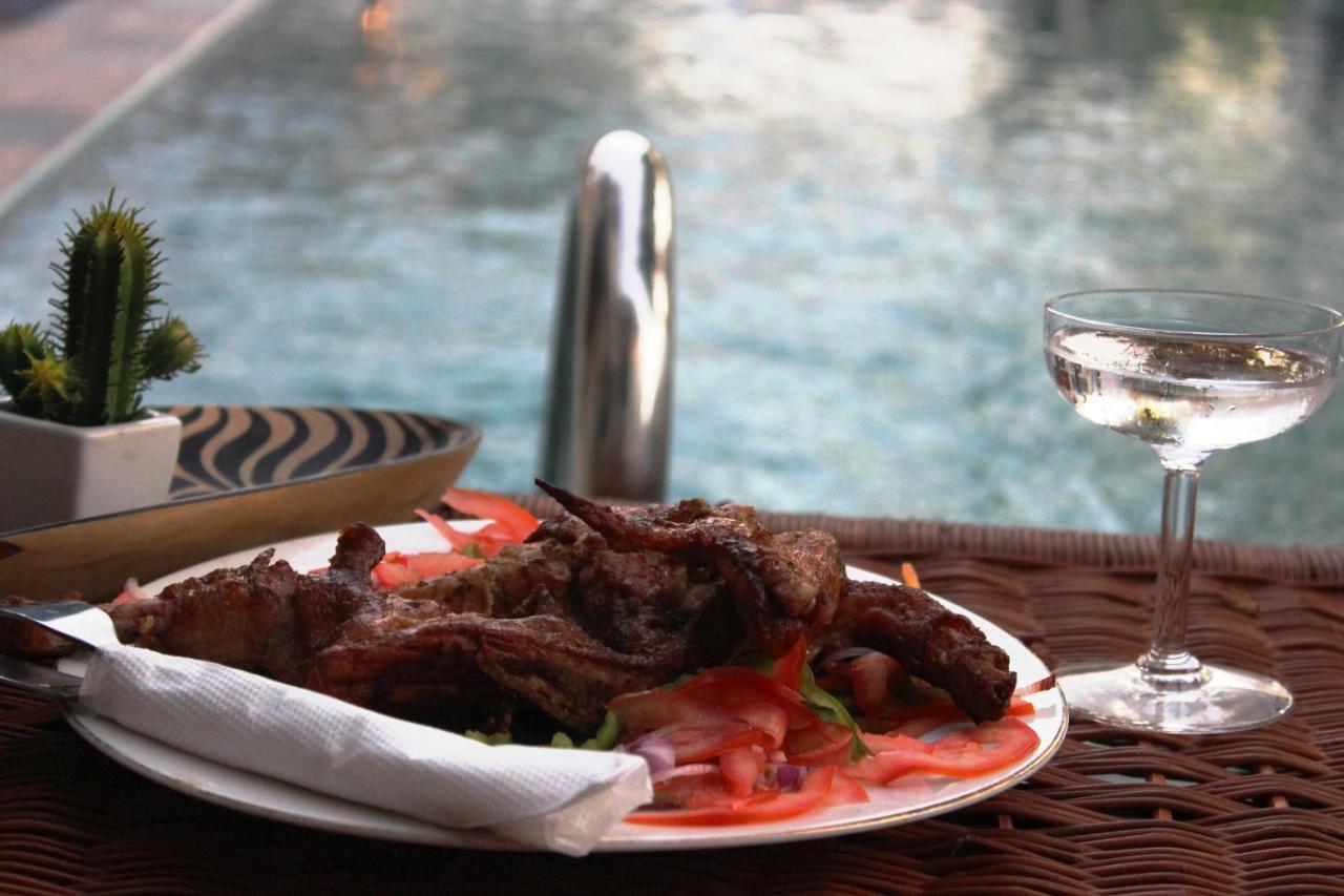 Mikocheni Condo Hotel & Apartments Dar-es-Salaam Eksteriør bilde