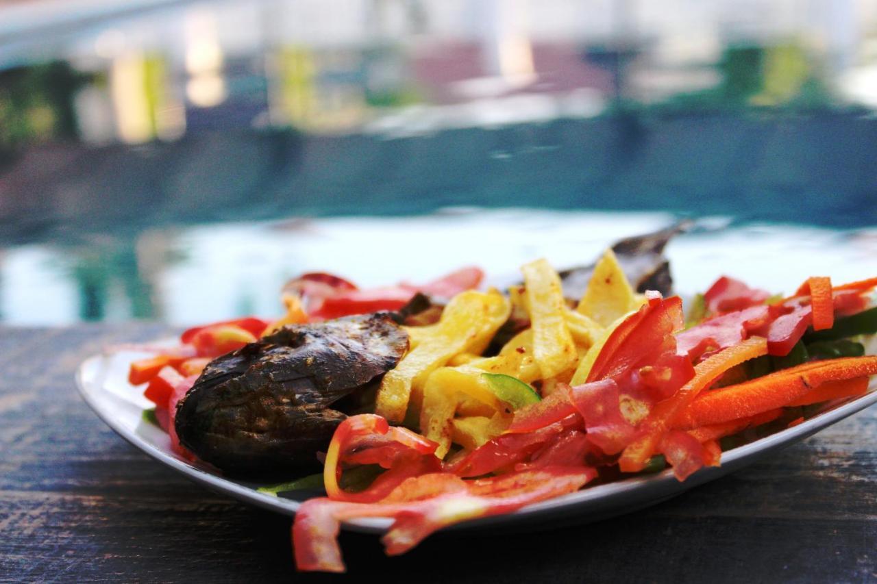 Mikocheni Condo Hotel & Apartments Dar-es-Salaam Eksteriør bilde